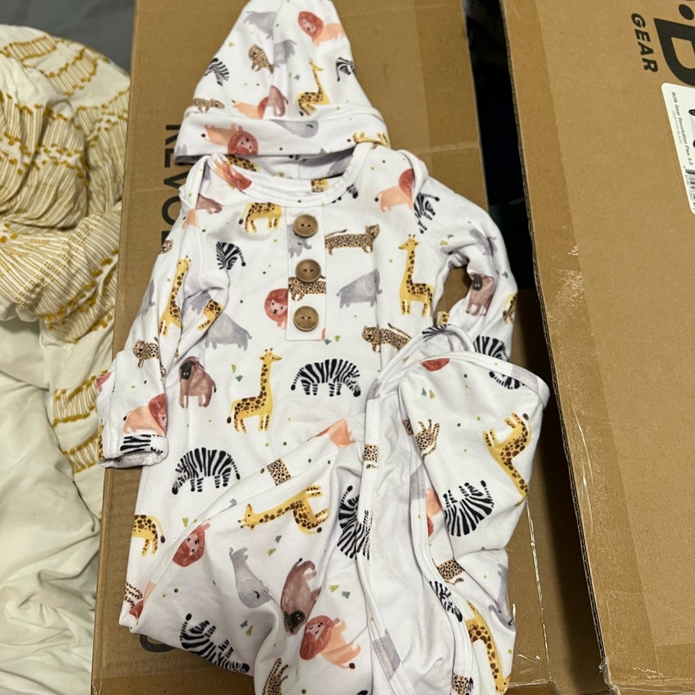 Caden Lane Safari Party Baby Knot Gown & Hat